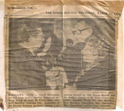 Ambassade de France à Séoul (Corée): Jean et Madame Morillon avec Virgil et Madame Gheorghiu ,1974 (document original Korea Herald)